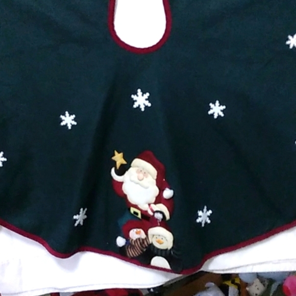 Christmas  tree skirt - Picture 1 of 7
